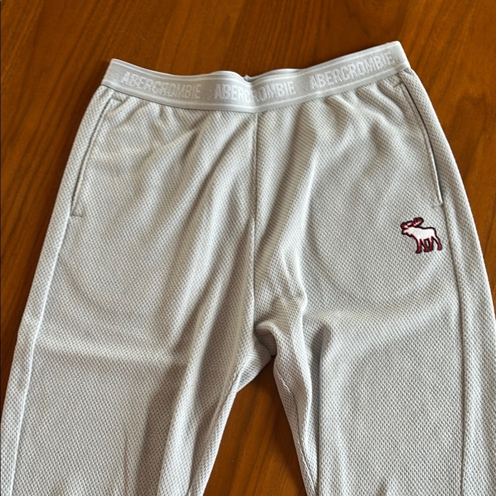 Abercrombie & Fitch Kids Gray PJ Bottom, Joggers style